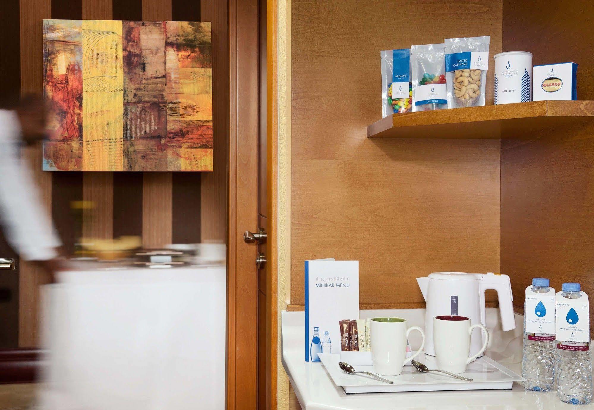 City Seasons Towers Hotel Bur Dubaj Kültér fotó